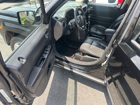 Used 2014 Jeep Patriot Sport w/ Power Value Group image 13