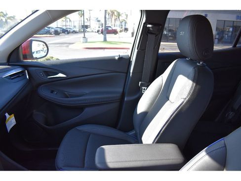 New 2026 Buick Encore GX Sport Touring image 15