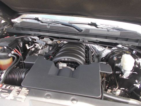 Used 2017 Chevrolet Silverado 1500 LT w/ All Star Edition image 10