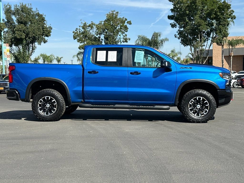 Used 2022 Chevrolet Silverado 1500 ZR2 w/ Technology Package AWD/4WD image 6