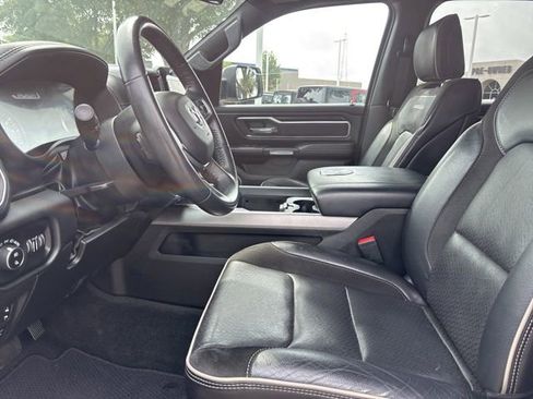Used 2023 RAM 1500 Laramie AWD/4WD image 11