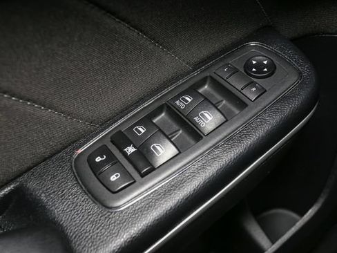 Used 2020 Dodge Charger SXT AWD/4WD image 34