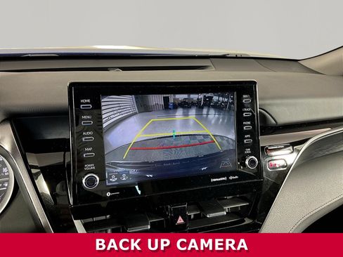 Used 2024 Toyota Camry XLE FWD image 14