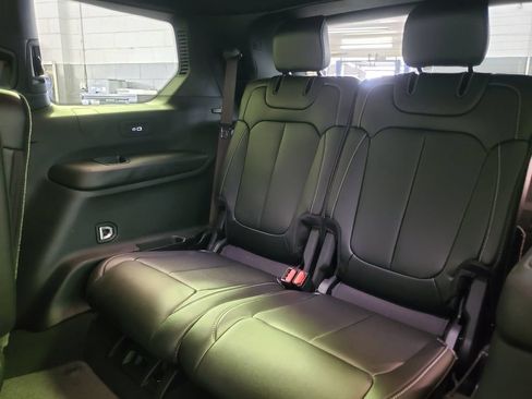Used 2024 Jeep Grand Cherokee L Limited AWD/4WD image 31
