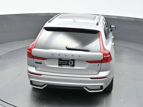 Used 2025 Volvo XC60 B5 Plus AWD/4WD image 35