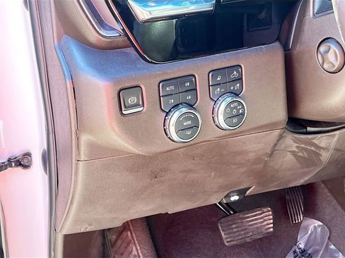 Used 2023 GMC Sierra 1500 SLT w/ SLT Premium Package image 10