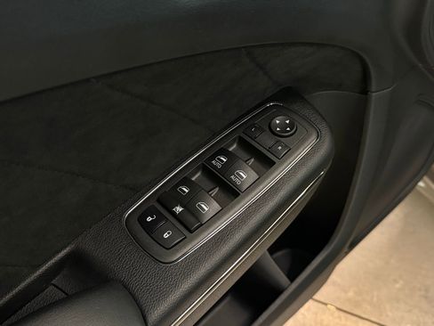 Used 2023 Dodge Charger SRT Hellcat image 32