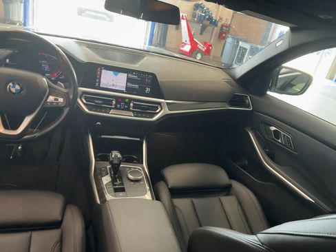Used 2020 BMW 330i Sedan w/ Convenience Package image 5