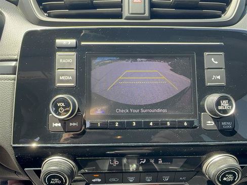 Used 2020 Honda CR-V LX image 17