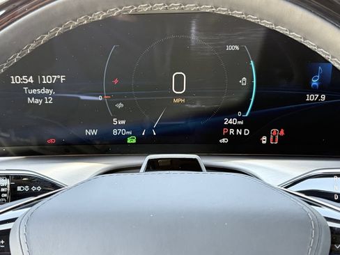 Used 2026 Cadillac Vistiq Premium Luxury w/ LPO, Floor Liner Package AWD/4WD image 24