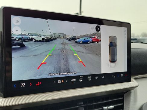 Used 2025 Ford Explorer Active image 29