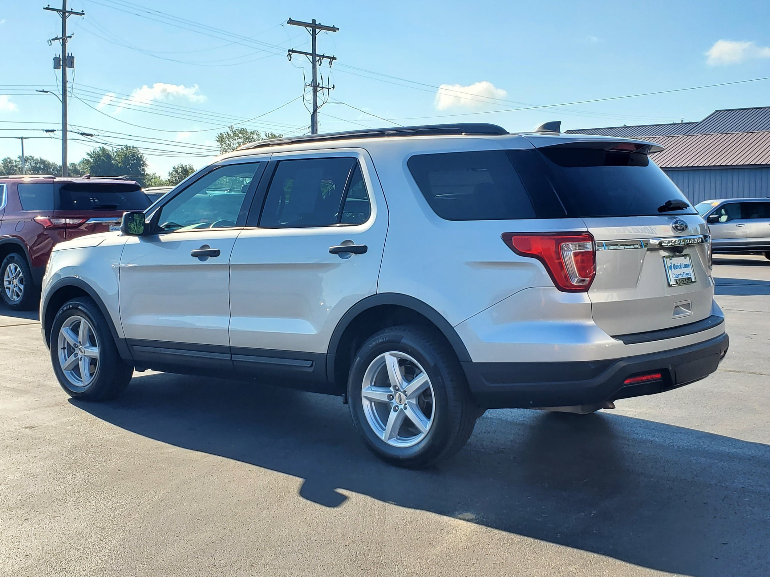 Used 2018 Ford Explorer 4WD image 3