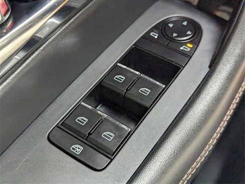 Used 2024 MAZDA CX-90 Plug-In Hybrid w/ Premium Pkg image 19