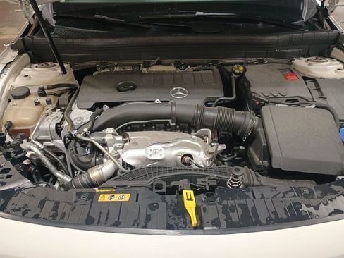 Certified 2021 Mercedes-Benz GLB 250 GLB 250 image 32