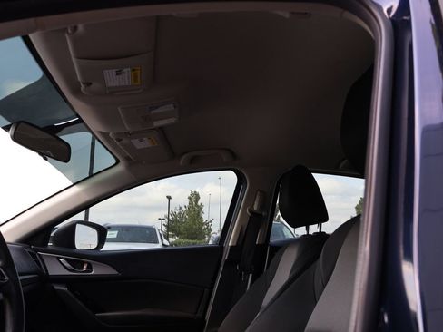 Used 2017 MAZDA MAZDA3 Sport FWD image 17