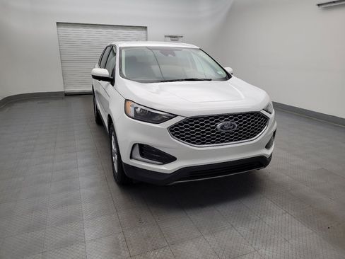 Used 2024 Ford Edge SEL image 14