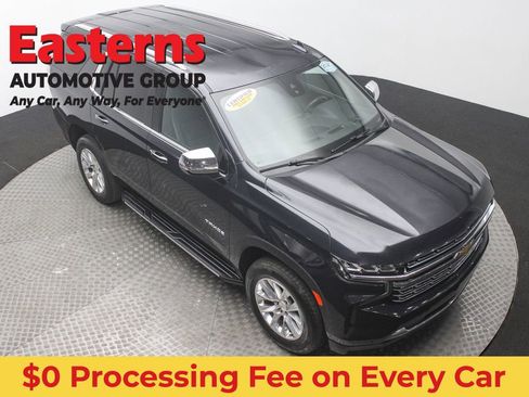 Used 2024 Chevrolet Tahoe Premier RWD image 3