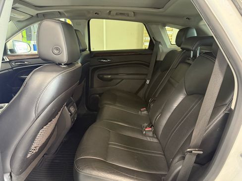 Used 2012 Cadillac SRX Luxury FWD image 12