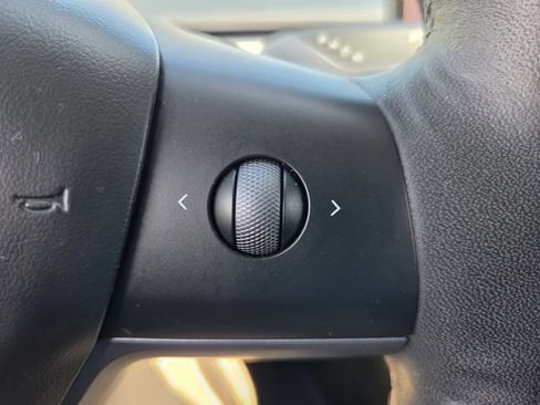 Used 2023 Tesla Model 3 Standard Range RWD image 38