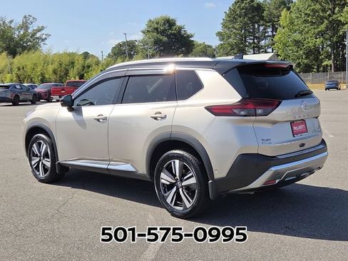 Used 2021 Nissan Rogue Platinum FWD image 3
