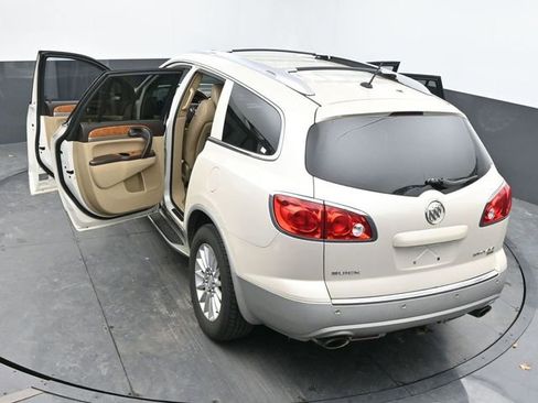 Used 2010 Buick Enclave CXL image 61