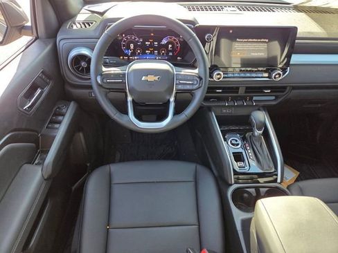 New 2025 Chevrolet Colorado W/T w/ WT Convenience Package II AWD/4WD image 8
