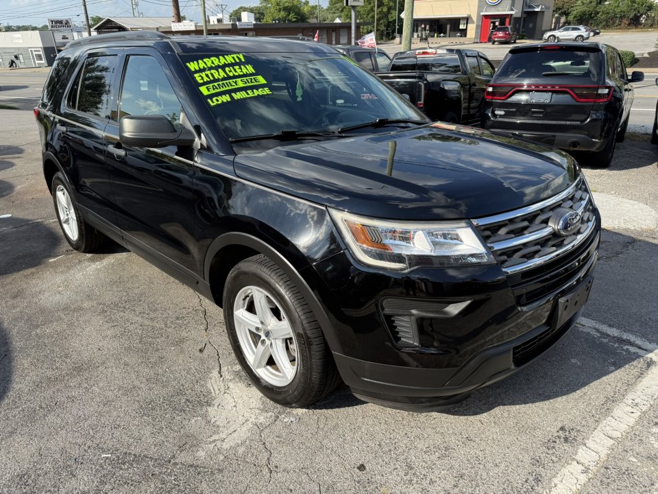 Used 2018 Ford Explorer FWD image 3