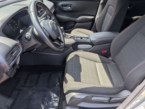 Used 2025 Honda HR-V Sport image 20