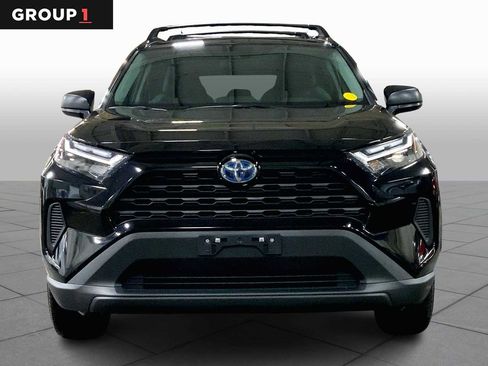 Used 2024 Toyota RAV4 LE image 4