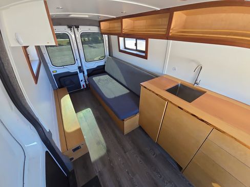 Used 2019 Ford Transit 250 148 Medium Roof image 19