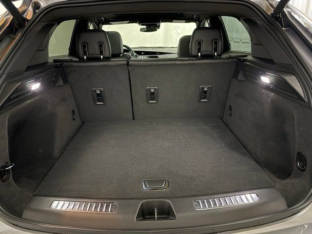 Used 2023 Cadillac XT4 Sport w/ Sun And Sound Package AWD/4WD image 13
