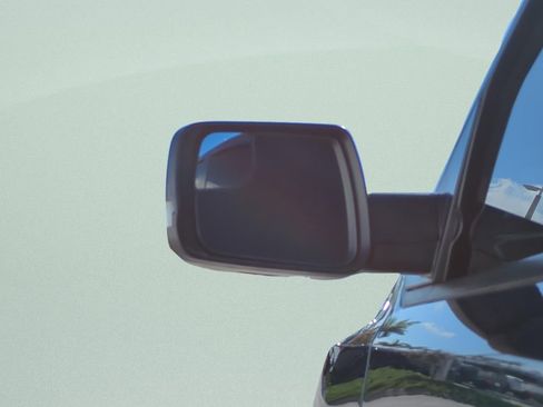 Used 2022 RAM 1500 Big Horn AWD/4WD image 26