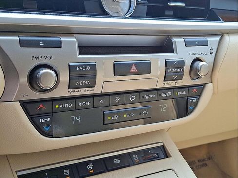 Used 2015 Lexus ES 350 image 17