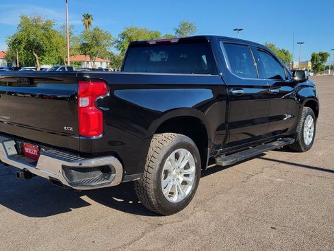 Used 2024 Chevrolet Silverado 1500 LTZ w/ Z71 Off-Road Package AWD/4WD image 11