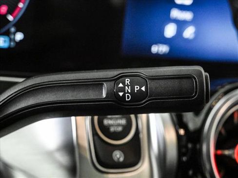 New 2026 Mercedes-Benz GLB 250 4MATIC image 12