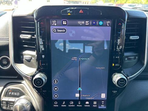 Used 2025 RAM 1500 Laramie w/ Laramie Southwest Edition AWD/4WD image 17