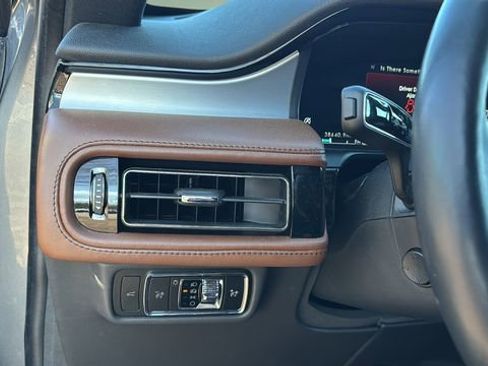 Used 2023 Lincoln Aviator Reserve w/ Equipment Group 201A image 22