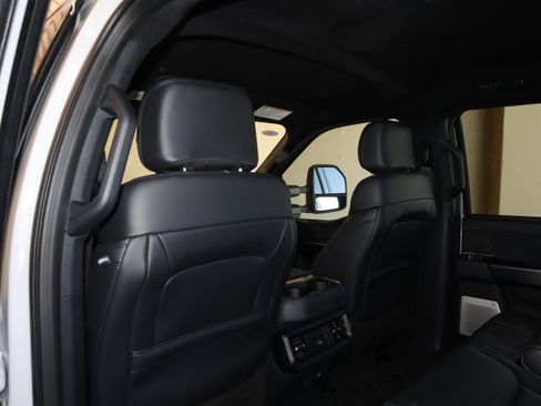 New 2026 Ford F250 Platinum AWD/4WD image 36