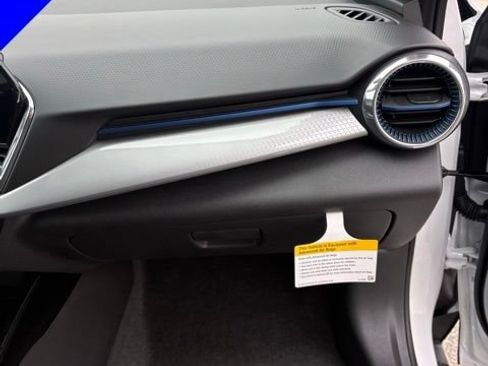New 2026 Chevrolet Trax LT w/ Driver Confidence Package FWD image 29