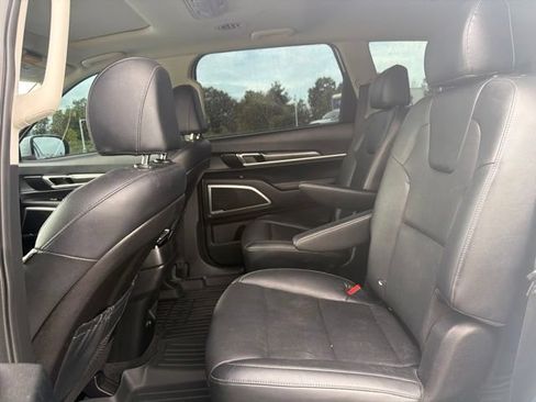 Used 2022 Kia Telluride S AWD/4WD image 17