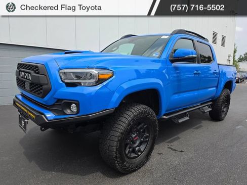 Used 2021 Toyota Tacoma TRD Sport w/ TRD Premium Sport Package AWD/4WD image 1