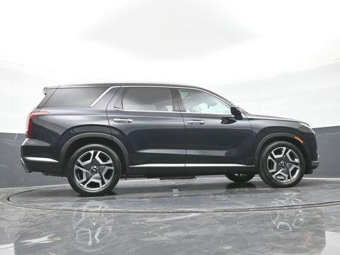 Used 2023 Hyundai Palisade SEL image 47