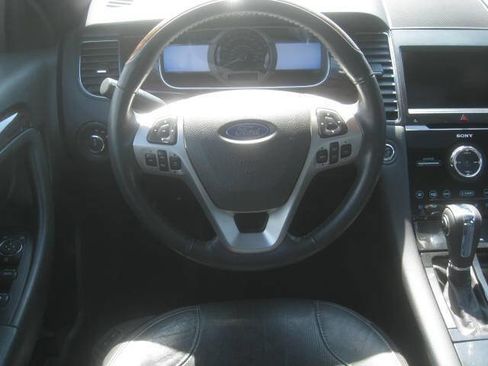 Used 2013 Ford Taurus Limited image 13