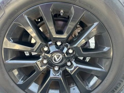 Used 2022 Lexus GX 460 w/ Black Line Special Edition AWD/4WD image 6
