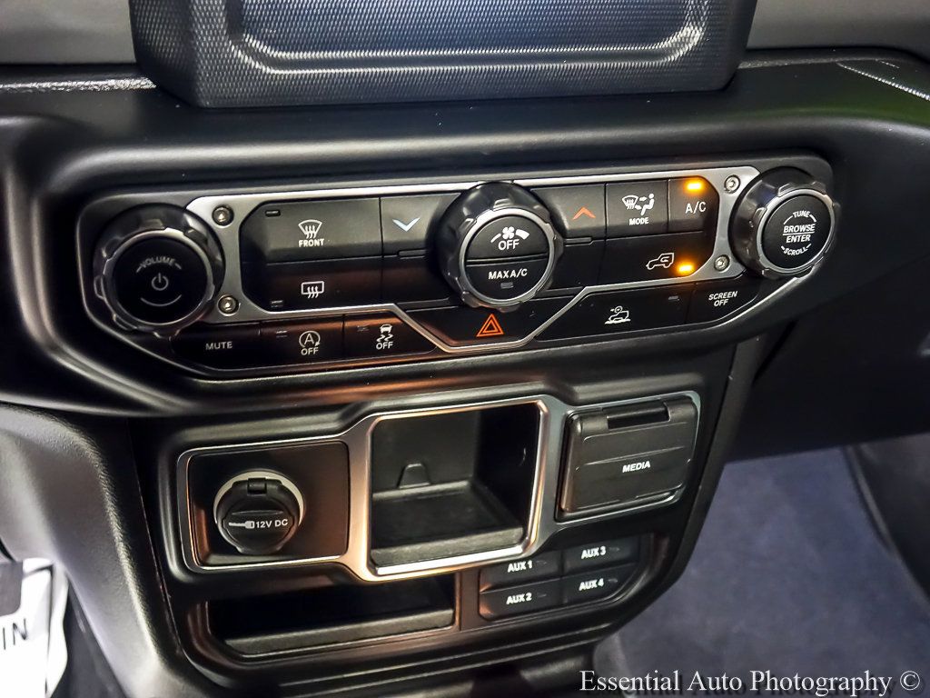 Used 2022 Jeep Wrangler Sport AWD/4WD image 18