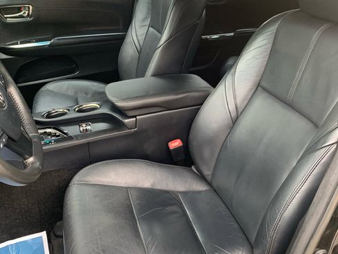 Used 2013 Toyota Avalon XLE image 7