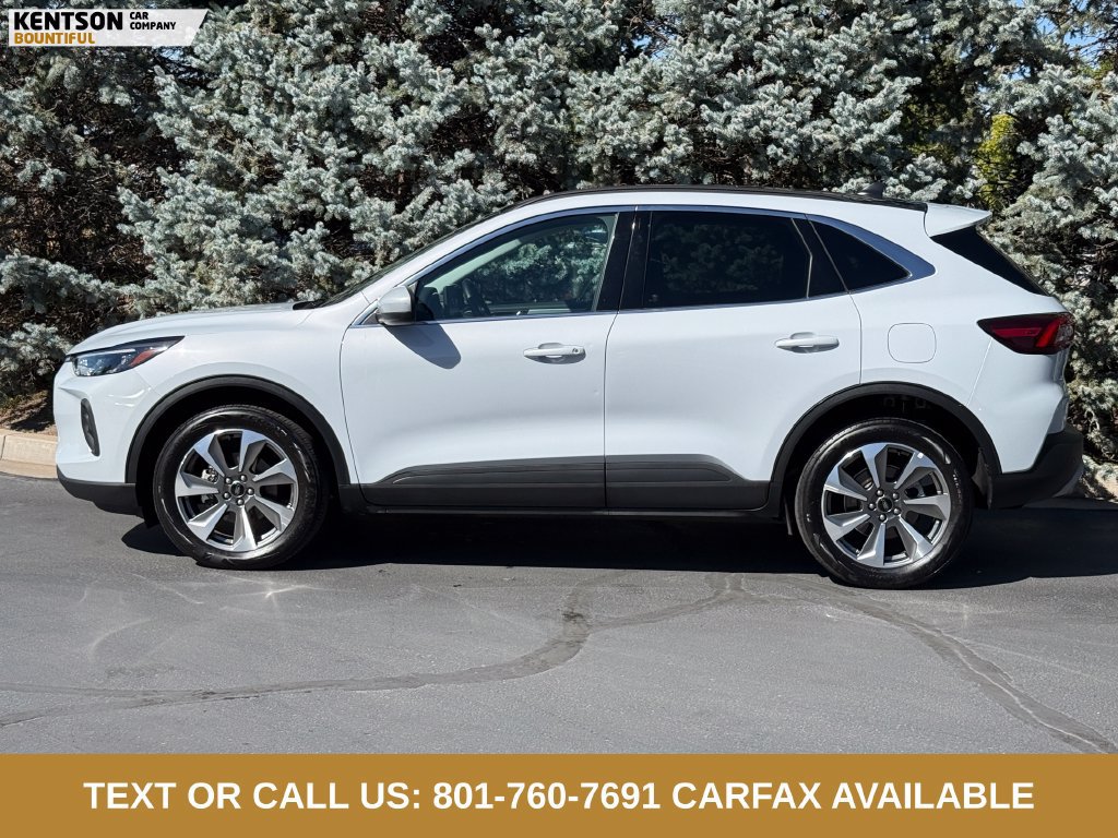 Used 2025 Ford Escape Platinum AWD/4WD image 3