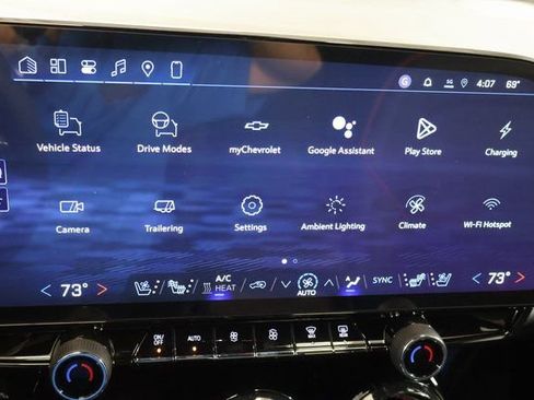 New 2026 Chevrolet Blazer EV RS w/ LPO, Blackout Package image 18