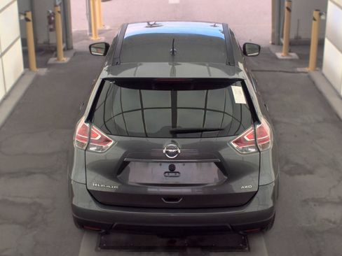 Used 2016 Nissan Rogue S AWD/4WD image 5