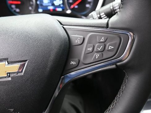 Used 2023 Chevrolet Equinox LT FWD image 22